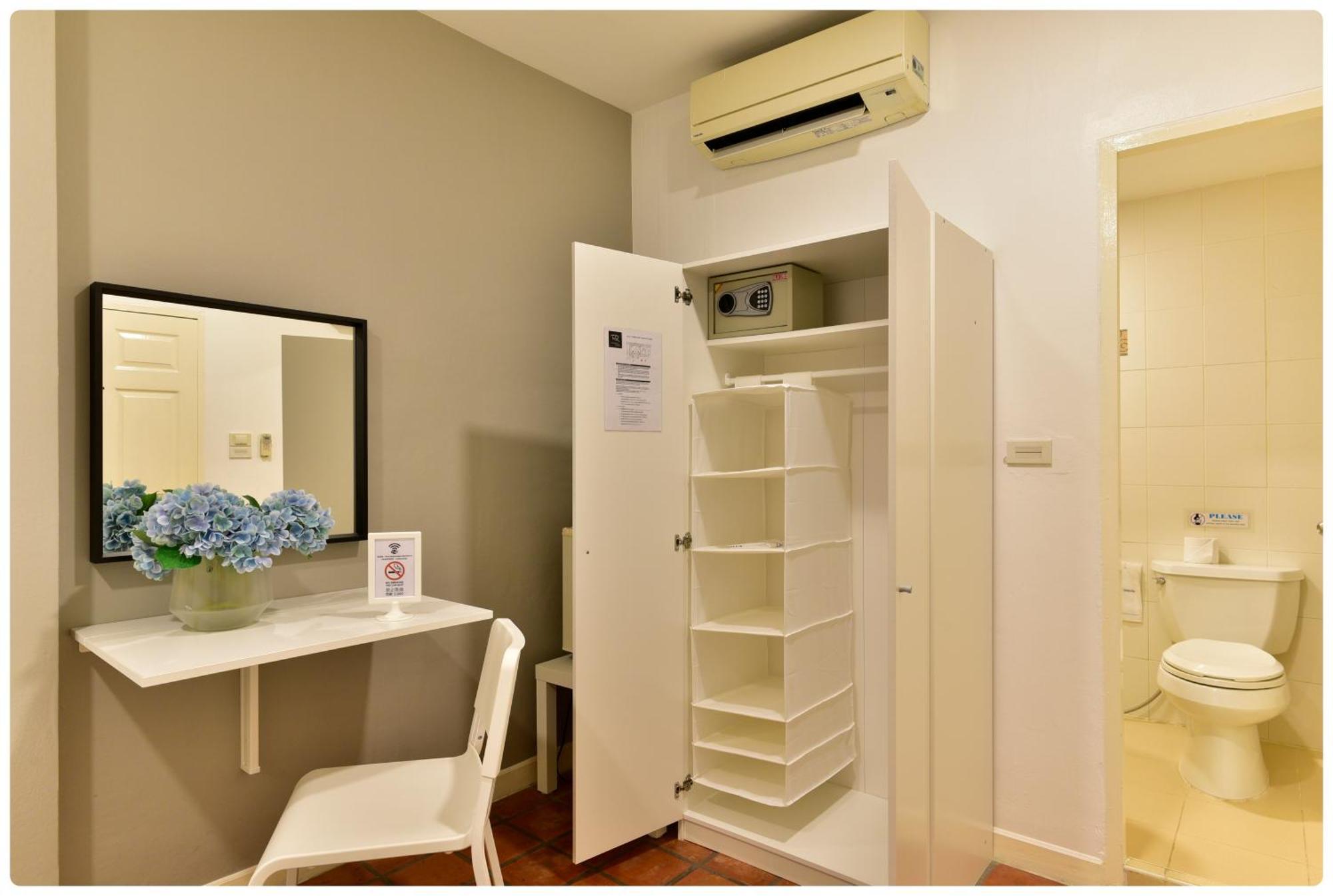 Ratchadamnoen Residence Bangkok Rom bilde